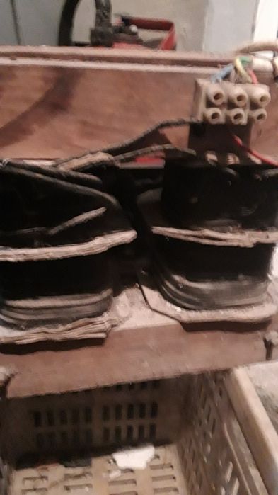 Vând aparate sudură unu făcut artizanal și unu import germania