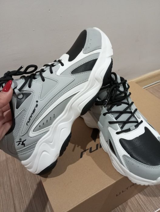 Мъжки маратонки Runners