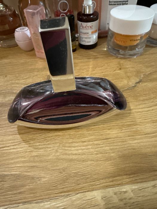 Парфюм Calvin klein просто не е моят аромат за това го продавам