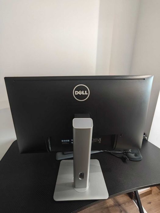 Монитор Dell 2715H