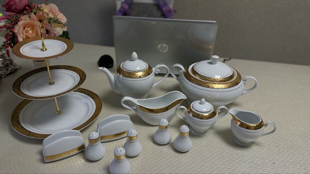 Срочно связи с переездом фарфоровая посуда все за 10.000 тг