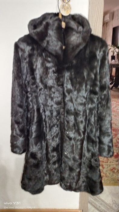 Продам норковую шубу отлично состояние размер 46