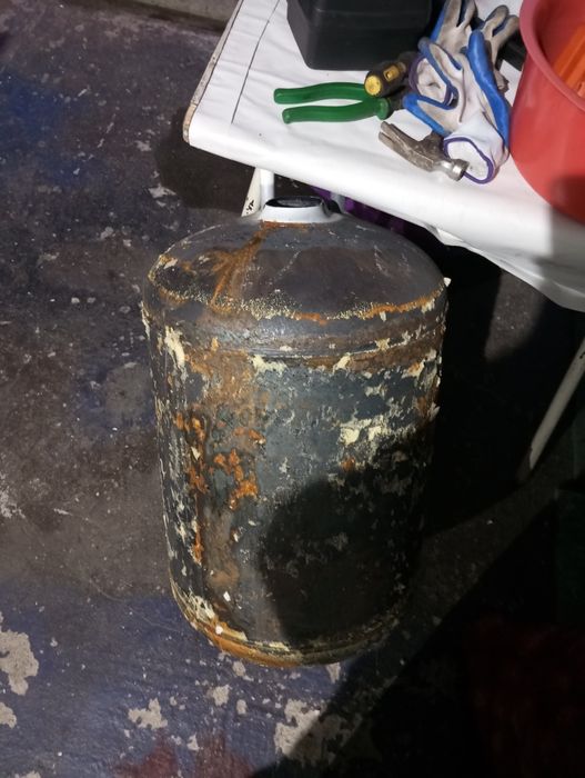 Продам баки от водонагревателя