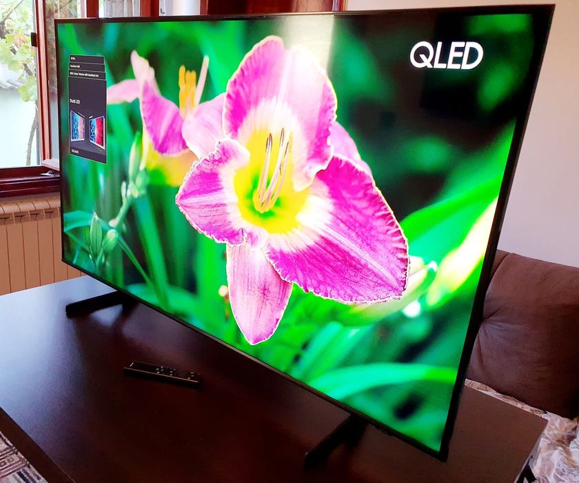 Телевизор - Samsung 50 ИНЧА - QLED - SMART TV - UHD - HDR !
