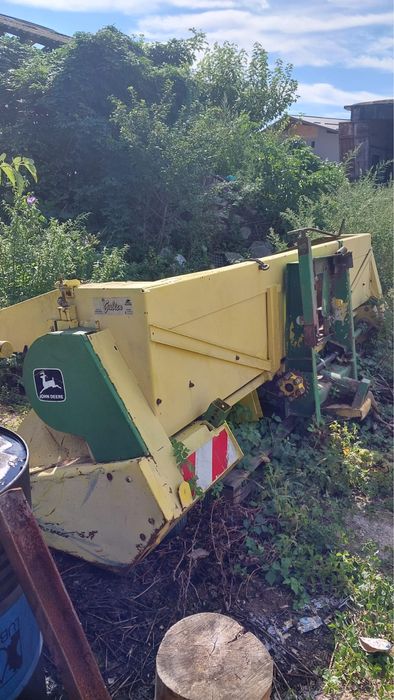 Vând masă siloz porumb si masă siloz fân John Deere