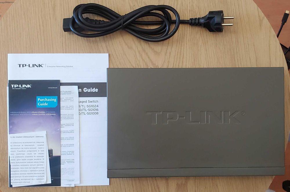 Суич: TP-Link TL-SG1008 - 8-port Gigabit Switch