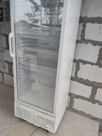 Холодильник для напитков тортиков чего угодно, в магазин или домой