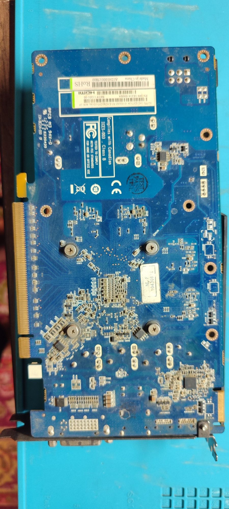 Amd Radeon HD7700 series