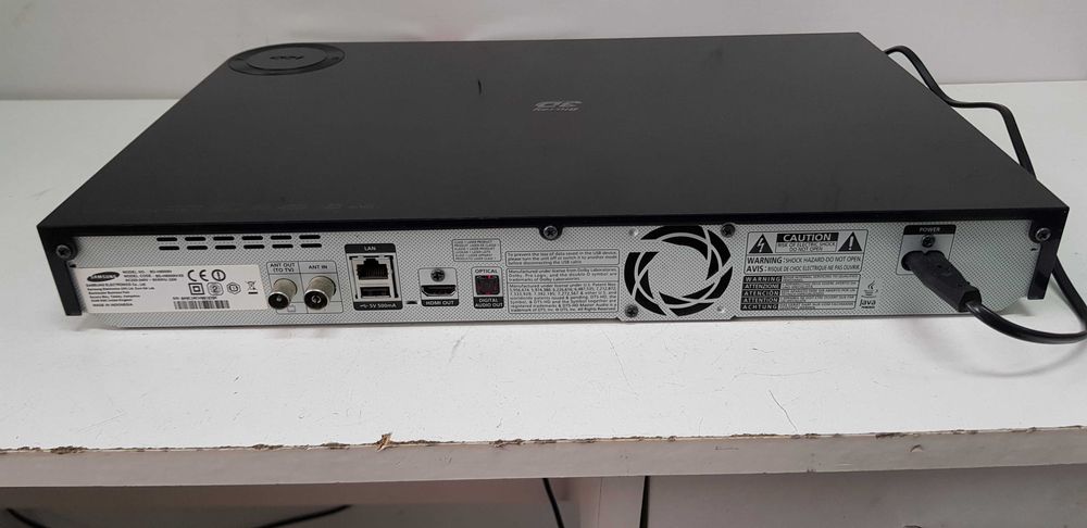 Samsung BD H 8500 Blu ray 3D HDD recorder 500 GB Wi-Fi player DVD