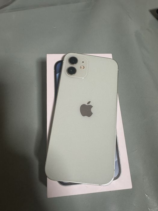 Iphone 12, 64 Gb impecabil