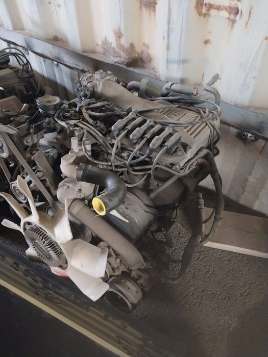 Запчасти  митсубиси