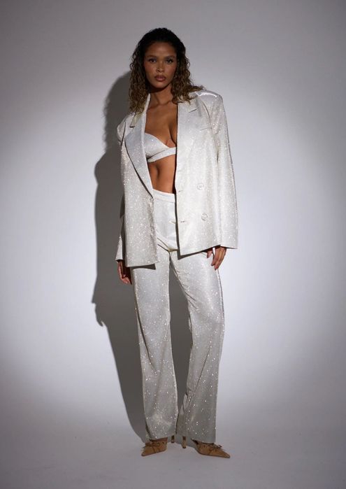 Ново блестящо сако на Sla the label