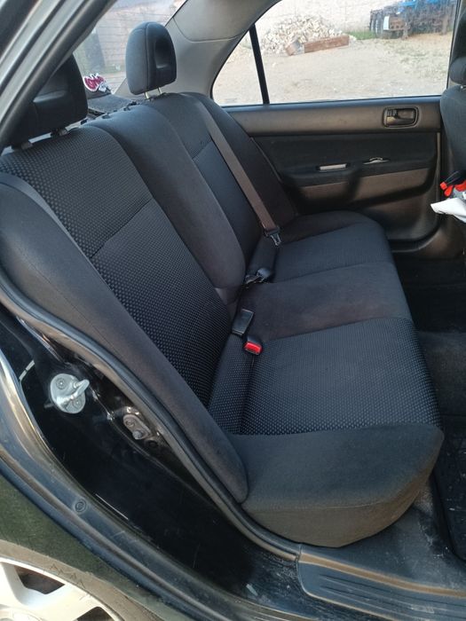 Mitsubishi lancer 1.6 benzina-avariat