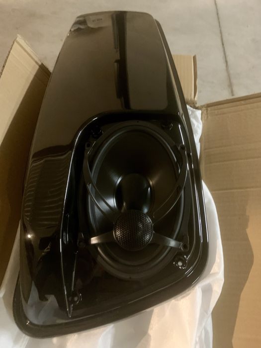 Нови!!! Капаци с говорители за куфари на Harley-Davidson Touring