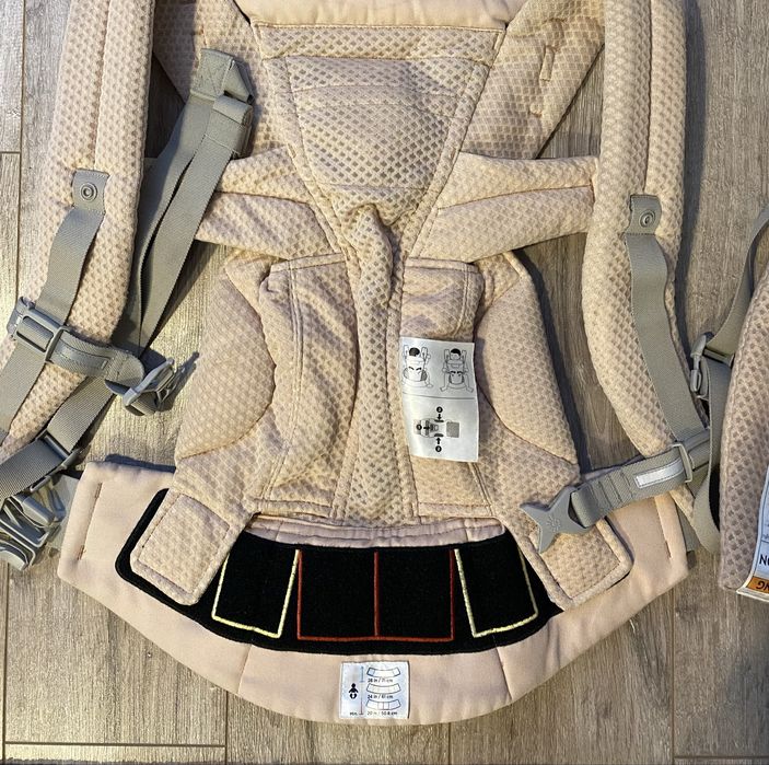 Ergobaby Omni Breeze розова