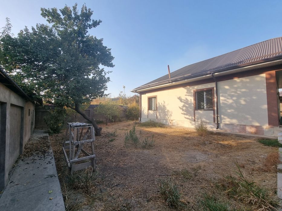 Дача 8сотих сотилади