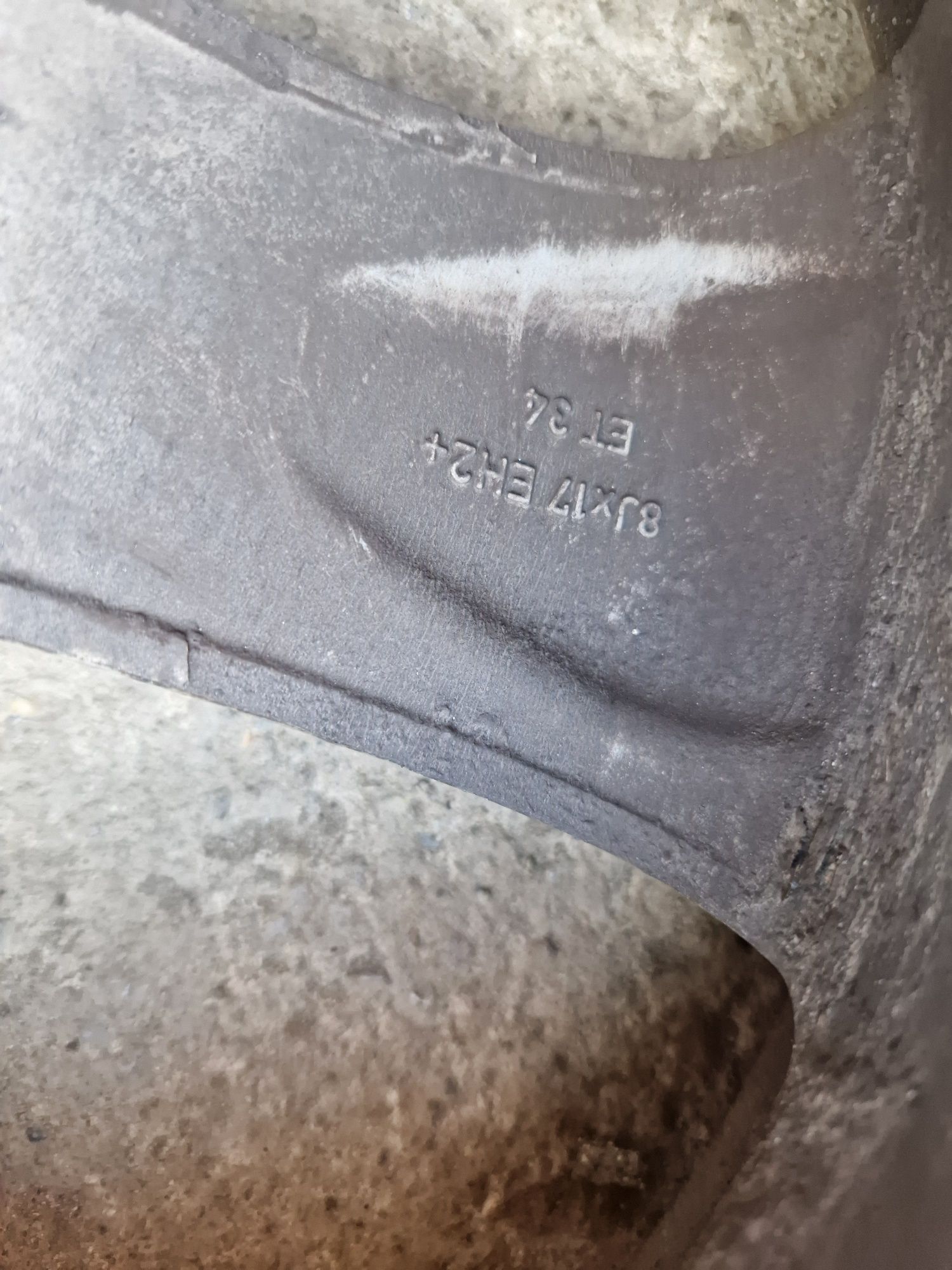 Jante R17 cu cauciucuri de iarnă