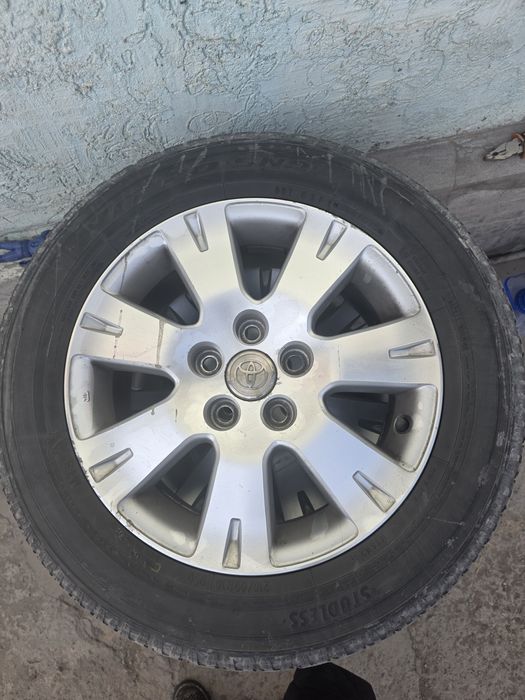 Комплект  R16! Диски Toyota (5×114.3) + Зимние Шины 215/60/R16.