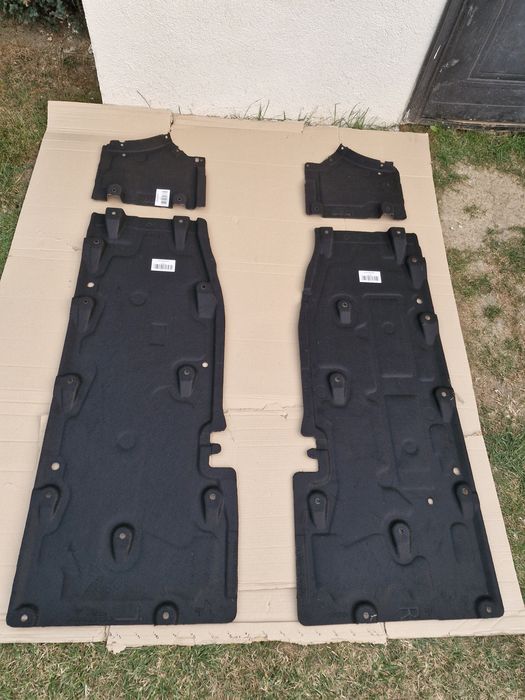 Scut Lateral stanga dreapta Audi A8 NOI 2010-2017