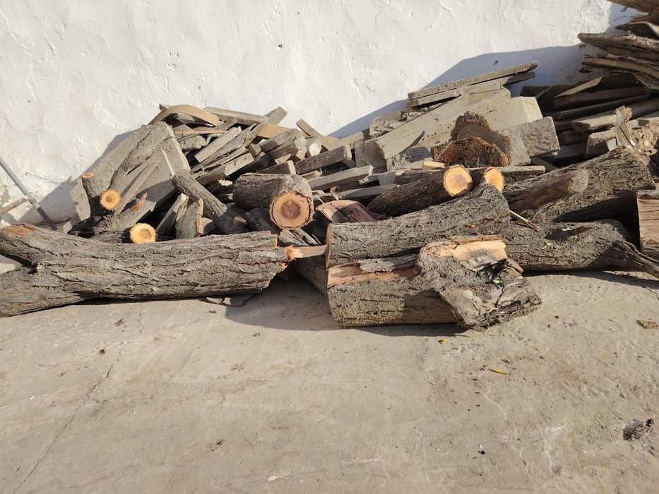 O'tin, taxta, daraxt sotiladi