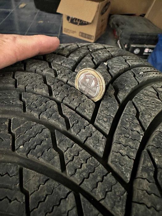 Продавам Зимни гуми Firestone Winterhawk 4 205/ 55 /16
