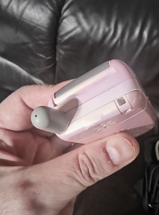 Motorola v220+accesorii originale Motorola ( decodat, frumos)