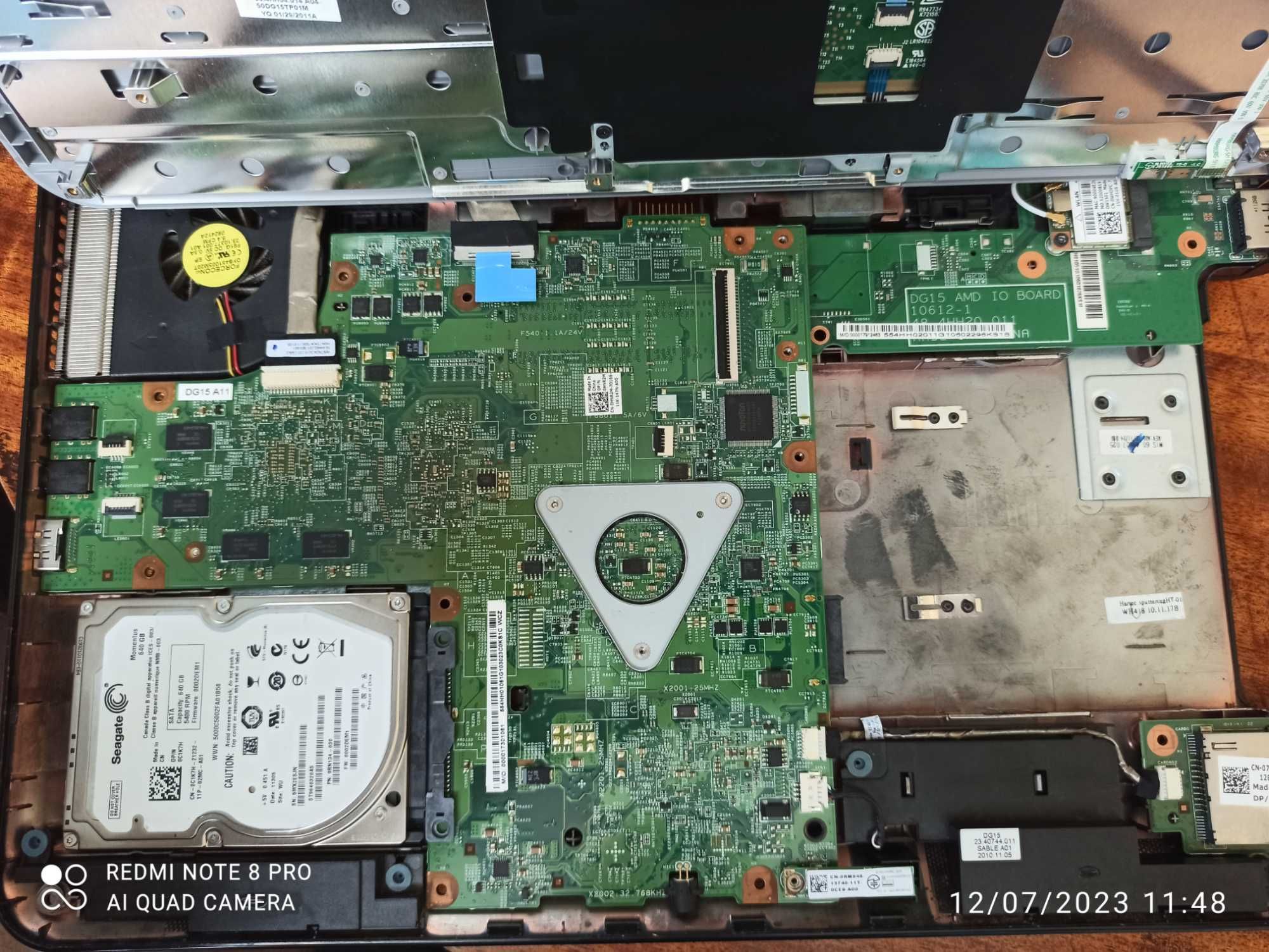 Dell Inspiron M5010 AMD + чанта