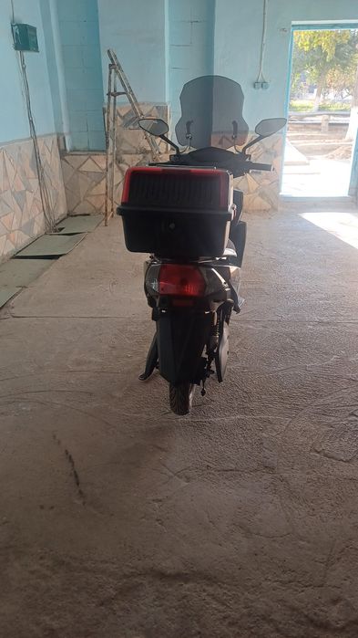 Электро скутер сотилади