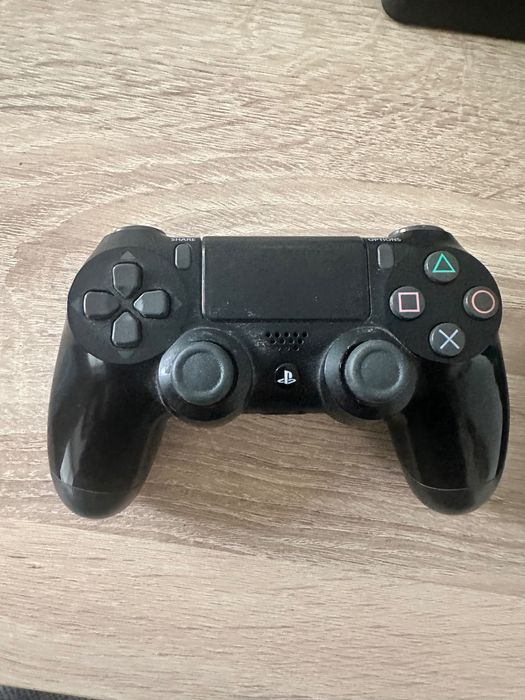 Sony PlayStation 4