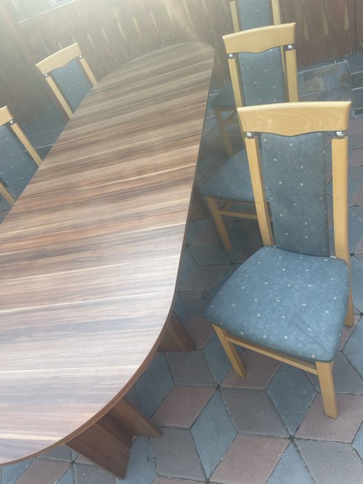 Masa extensibila cu scaune