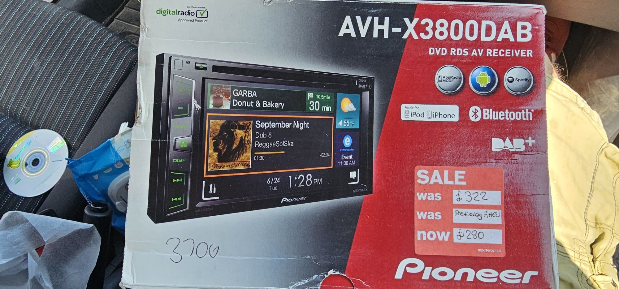 Продавам Pioneer avh-x3800dab