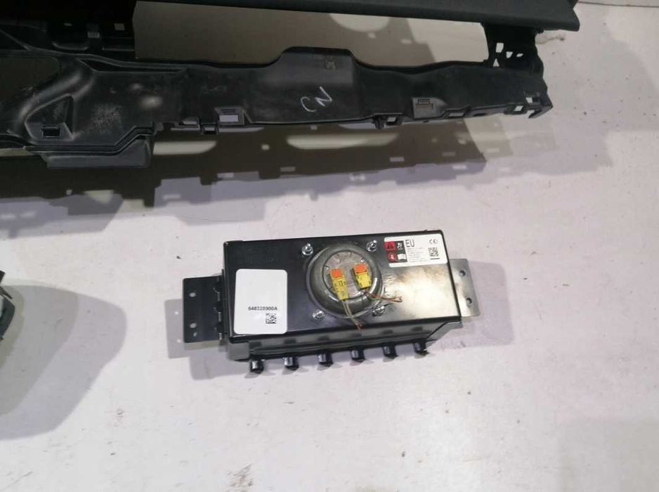 Tesla Model 3 III kit airbag volan pasager - plansa bord - centuri