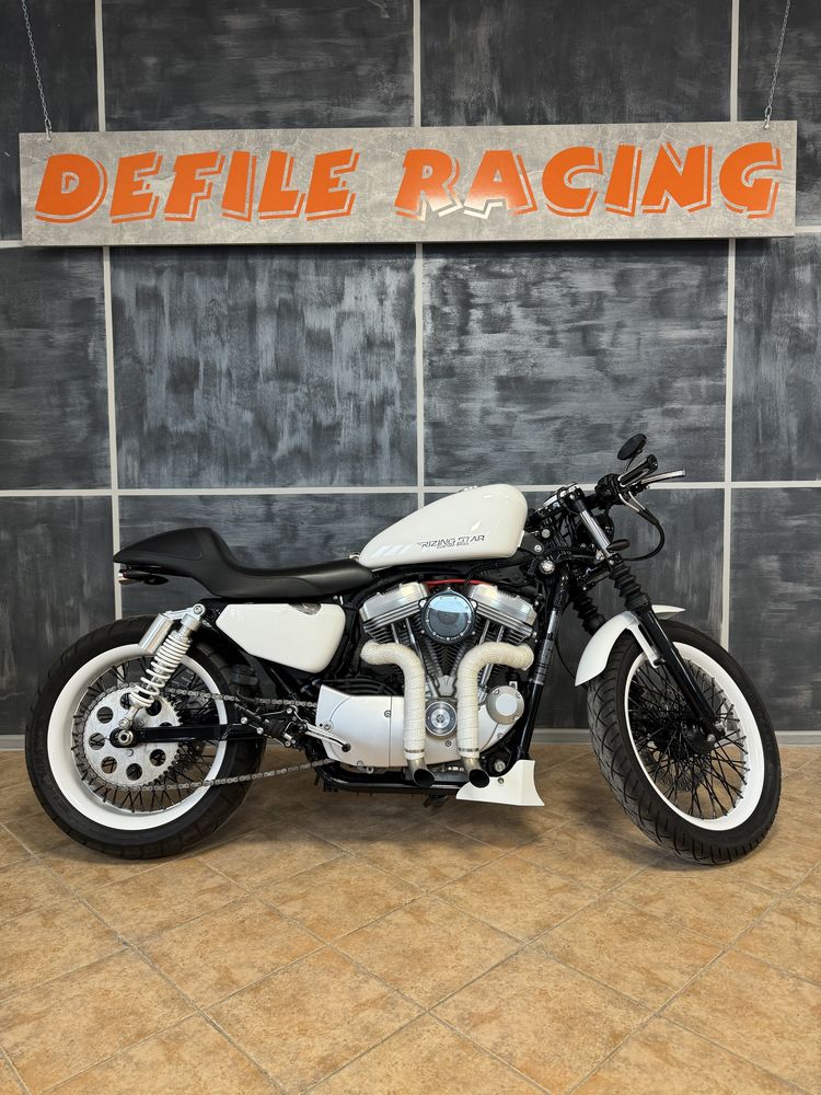 Harley Davidson-Sportster HL883