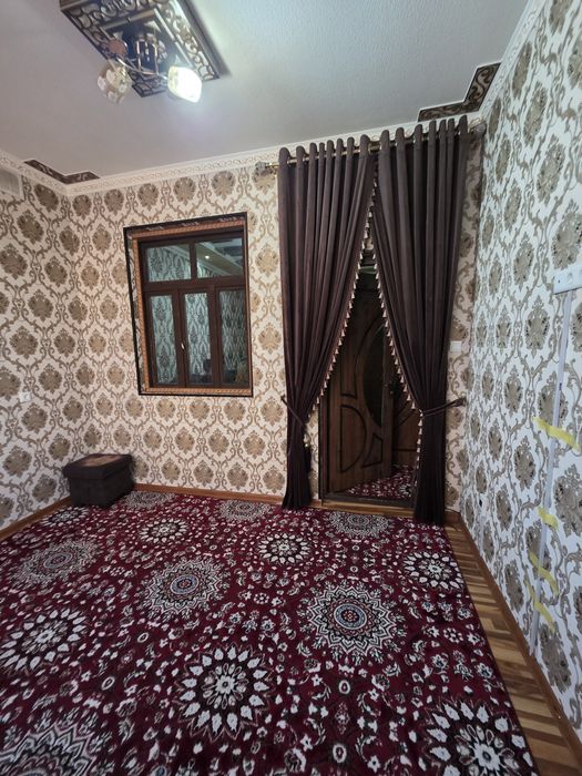 Rudakiy buyuk humo 3 xona 2 etaj