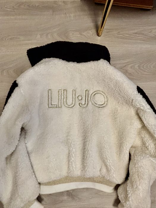 Дамско яке LIujo
