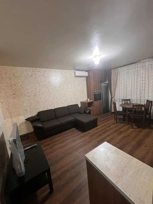 Тристаен ап. под наем в кв. Надежда 2