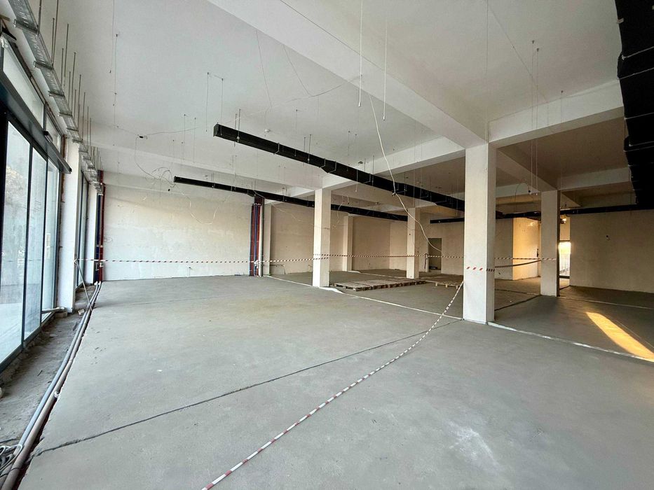 Продаётся здание 1350м2 Ориентир: Ж.К Аламазар Сити / Жомий