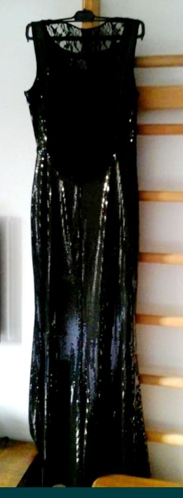 Vand rochie neagra