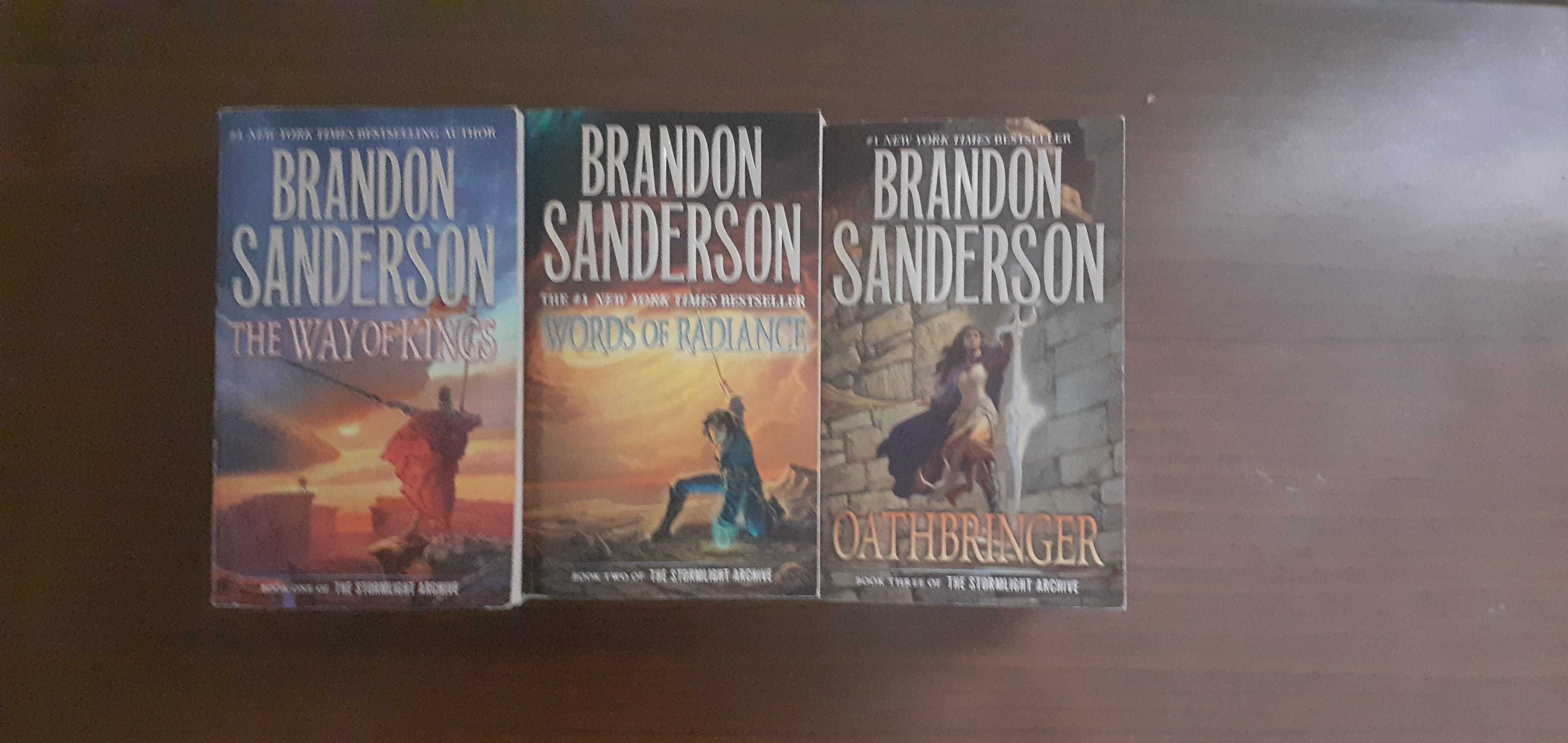 Brandon Sanderson, Stormlight Archive (ENG), trei volume