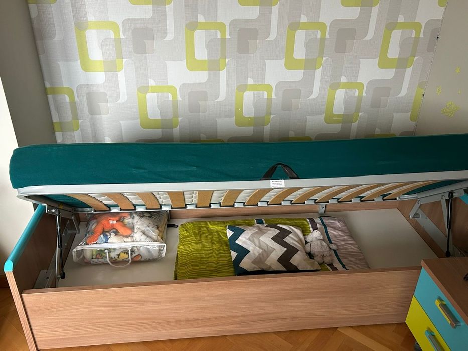 Pat de o persoana cu saltea dormeo