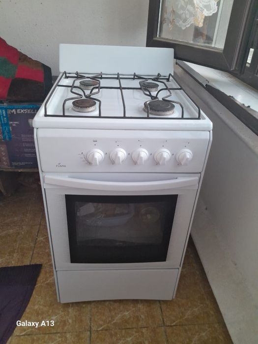Продам газ плиту б/у