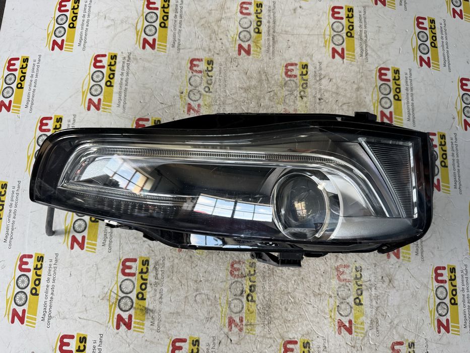 Far dreapta Bi xenon Audi A4 B8 facelift 2011-2015
