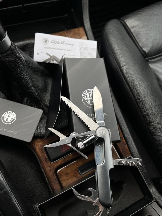 Милтифункционален джобен нож