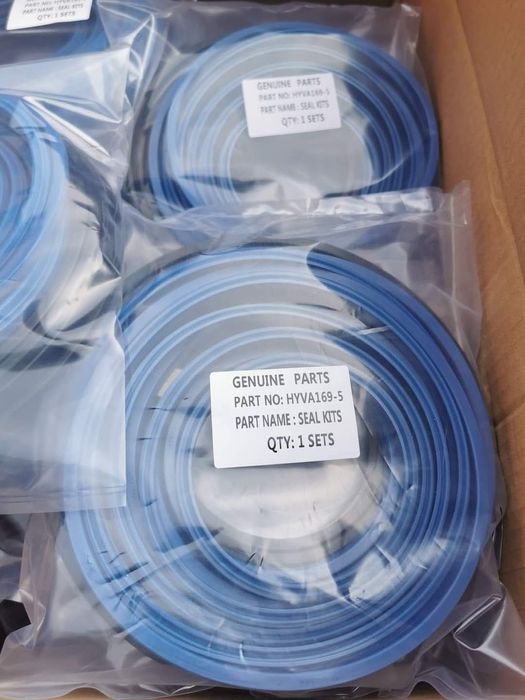 Vindem din stoc kit garnituri cilindri hyva , georgh si edbro