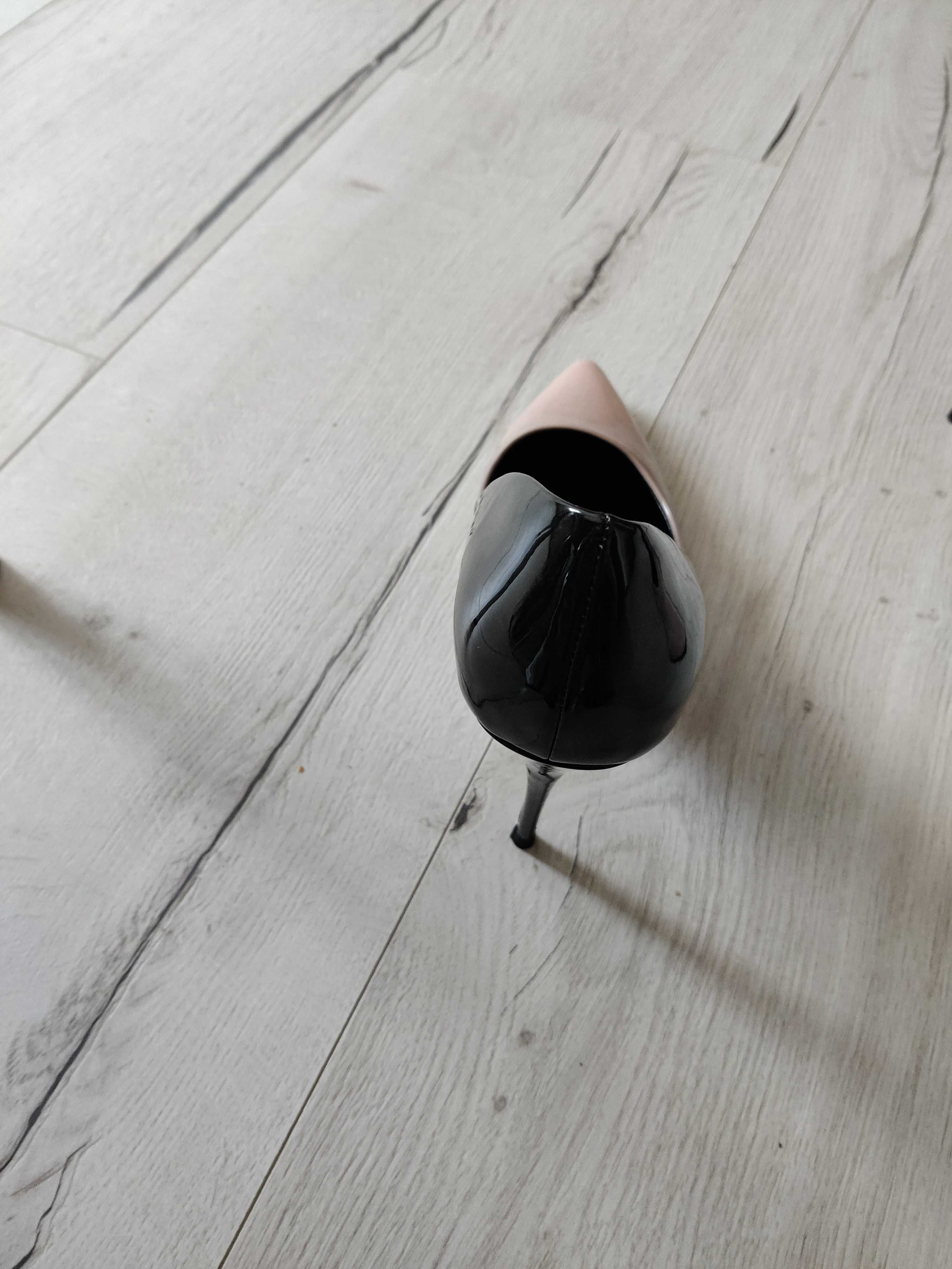 Carvela Stiletto 39