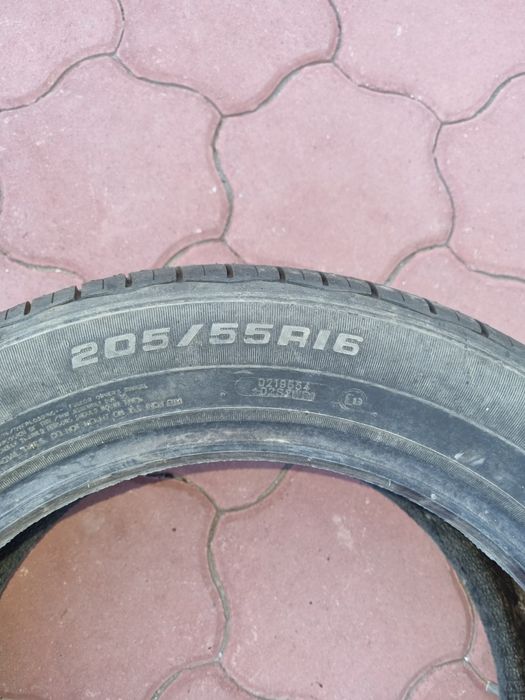 Vând anvelopa 205/55/16