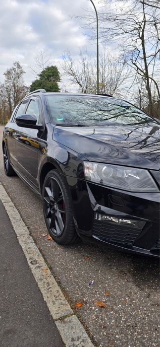 Skoda Octavia pachet VRS 2015  foarte bine intretinuta