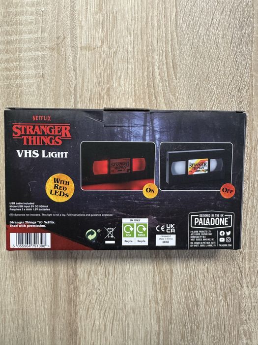 Stranger Things: VHS Logo Light Lumina / bec in forma de caseta video