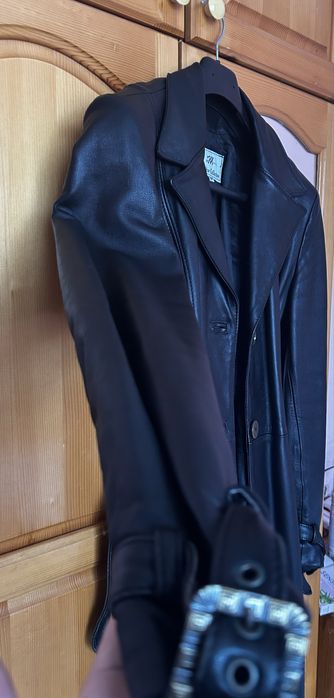 Дамско палто от 100% естествена кожа – отлично състояние!