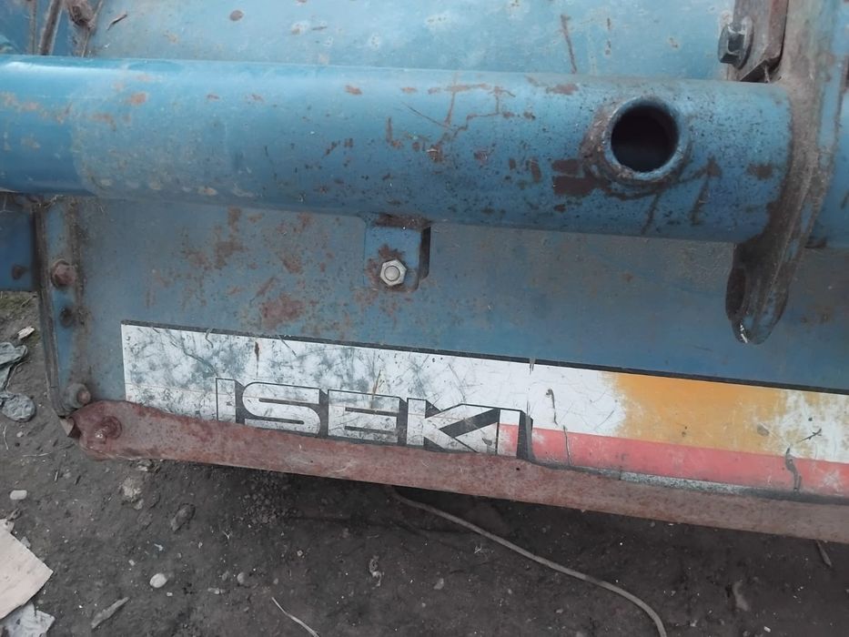 Se vind utilaje:plug cu o brazda